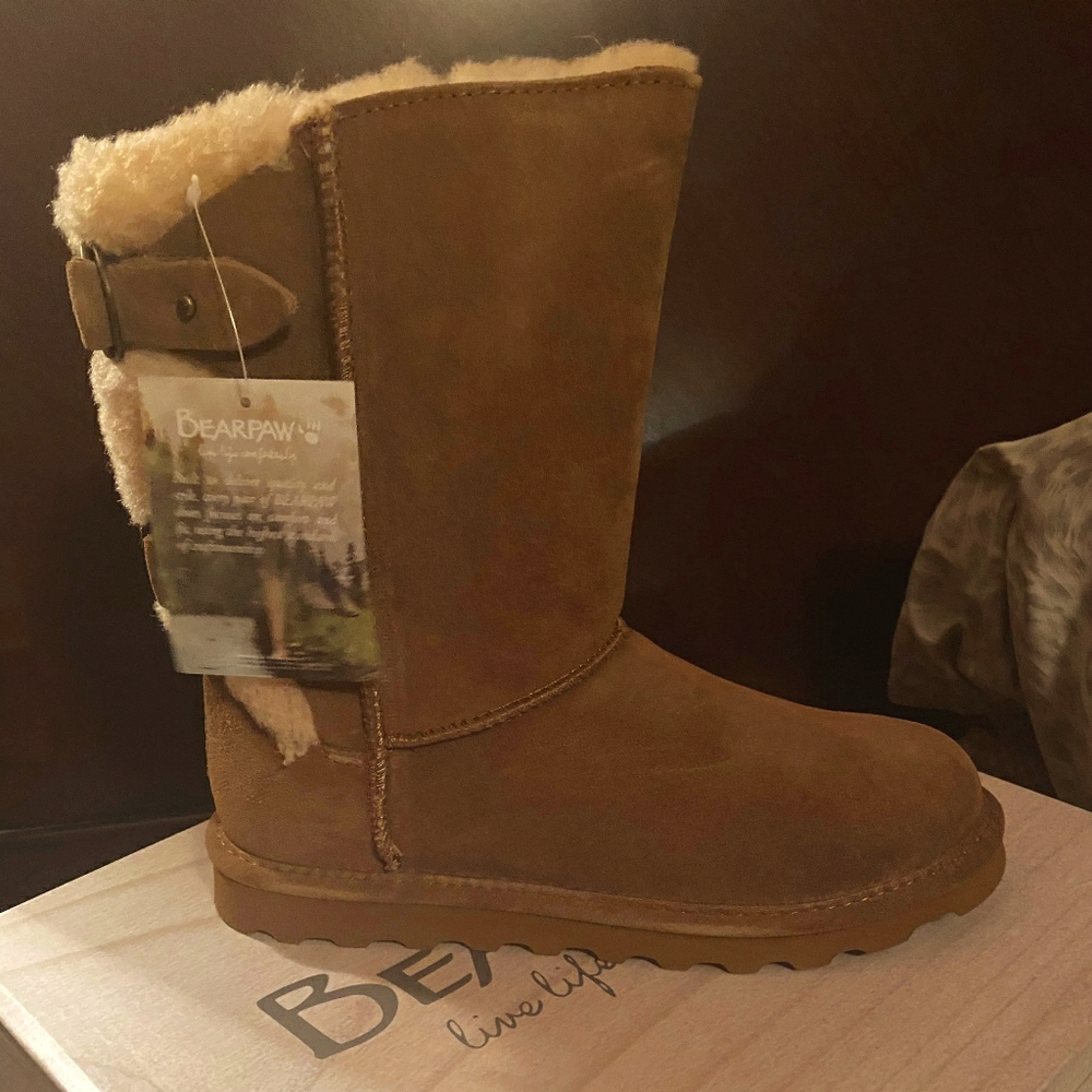 New BearPaw winter boots